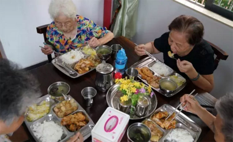 广州老人助餐点, 广州老人有哪些福利