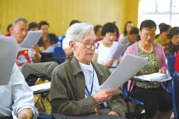广州老年大学开放报名, 广州老人有哪些福利