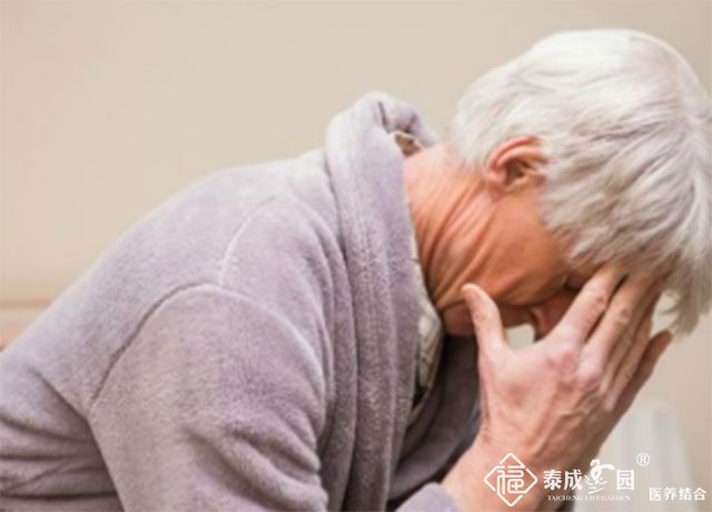 老人经常头疼一般是哪些病症导致的？