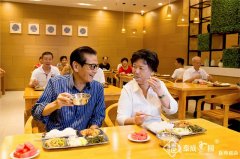 广州金沙洲泰成逸园养老院_老年人饮食方面有哪些要注意的？